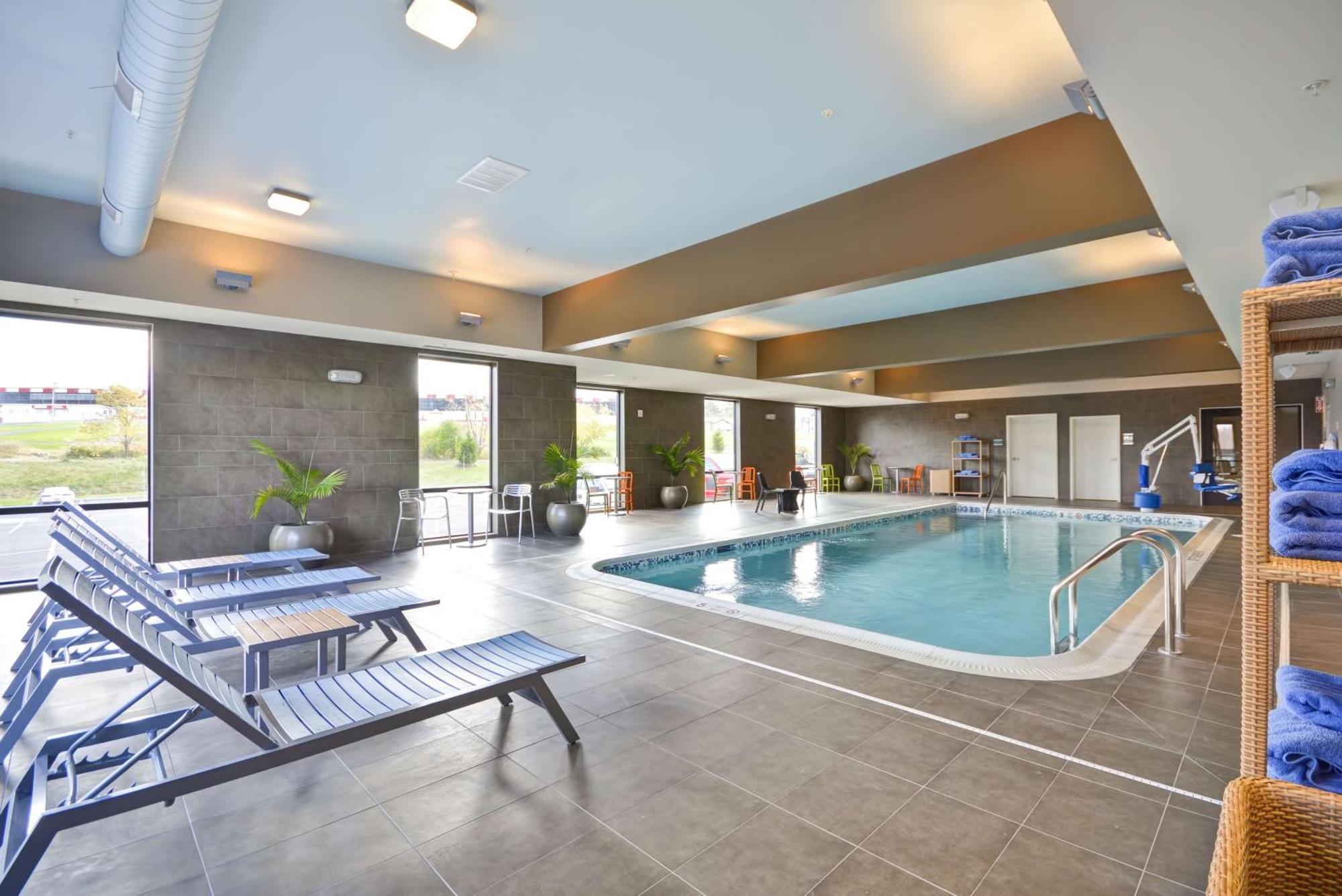 Home2 Suites By Hilton Oswego Eksteriør billede